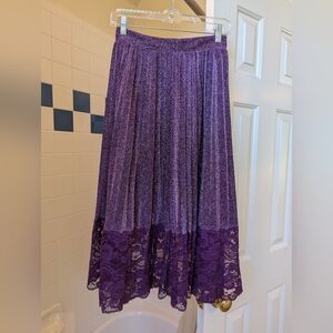 NWOT Migaino Purple Shiny Shimmer Pleated Skirt Lace Hem Size S, M